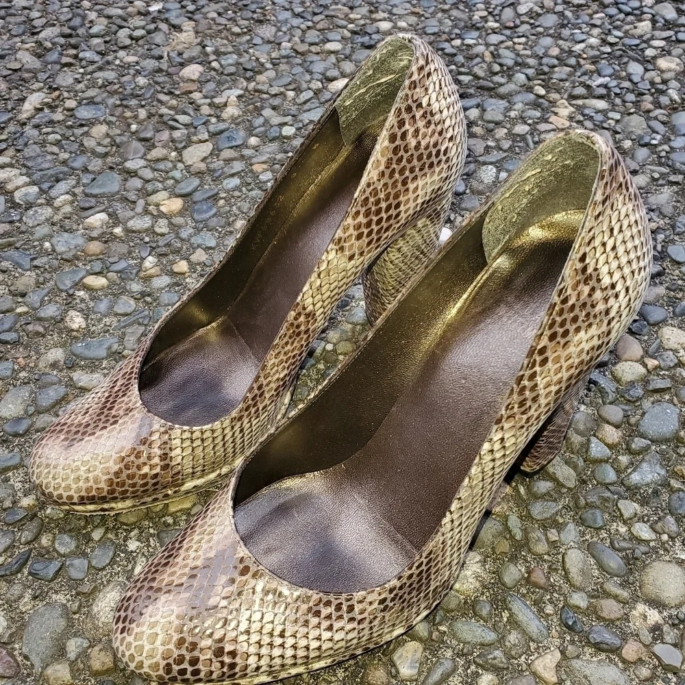 Stuart Weitzman heels